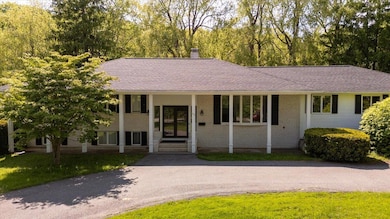 40 Shaw Avenue, Rockland