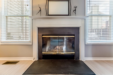 531 Liberty Pointe Dr unit 68, Ann Arbor, MI 48103 - photo 5