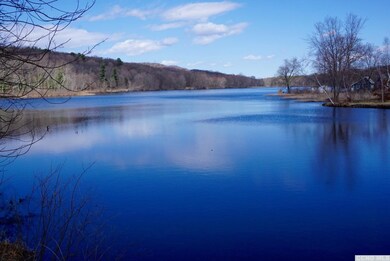 7 Lakeview Rd, Rhinebeck, NY 12572 - photo 2