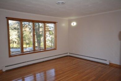 2 James St, Derry, NH 03038 - photo 5