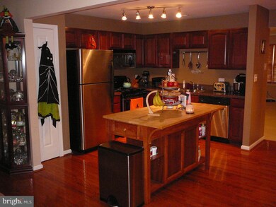 11402 Wytheville Ct, Fredericksburg, VA 22407 - photo 4