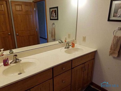 145 Carlee Ln, Findlay, OH 45840 - photo 6