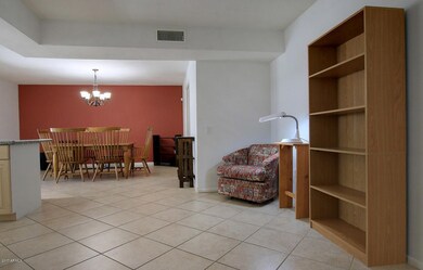 10751 W Thunderbird Blvd Sun-large-011-5