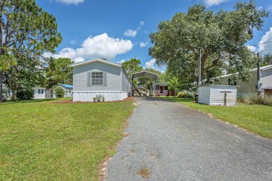 2183 Oak St, Carrabelle, FL 32322 - photo 4