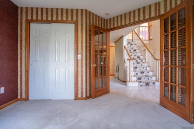 9 Lois Ln, Rensselaer, NY 12144 - photo 6