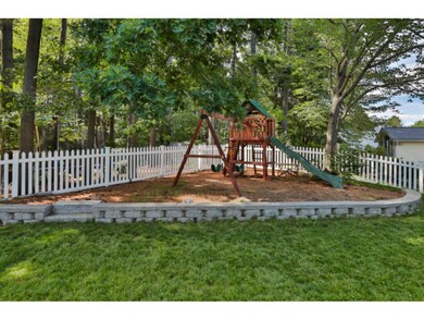 25 Melissa Dr, Nashua, NH 03062 - photo 3