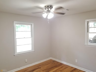 2581 Oak Cir, Ellenwood, GA 30294 - photo 6