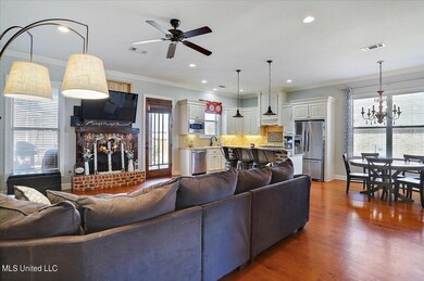 06-220 Emerald Cir