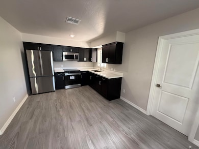 263 S 16th Ave, Yuma, AZ 85364 - photo 2