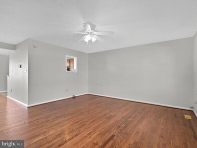 18907 Piney Point Place, Germantown, MD 20874 - photo 6