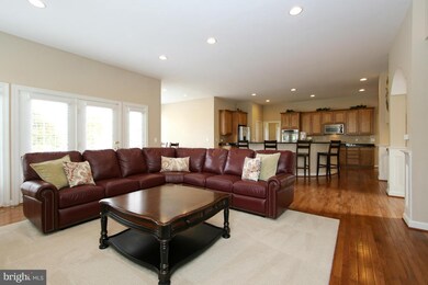 42596 Cochrans Lock Dr, Ashburn, VA 20148 - photo 7