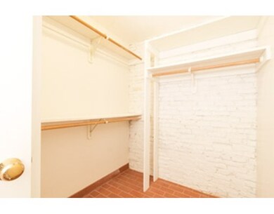 12 Greenough Ln unit L1, Boston, MA 02113 - photo 7