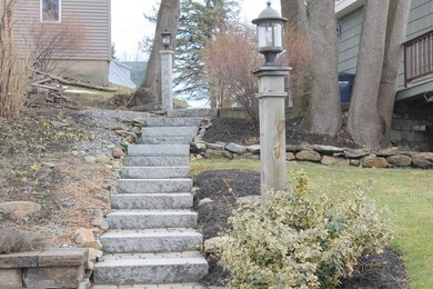 10 Oak Place, Biddeford, ME 04005 - photo 3