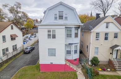 154 Spring St, Orange, NJ 07050 - photo 2