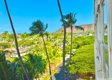 Canal House unit 706, Honolulu, HI 96815 - photo 2