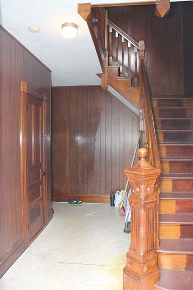 13 Hancock St, Worcester, MA 01610 - photo 5