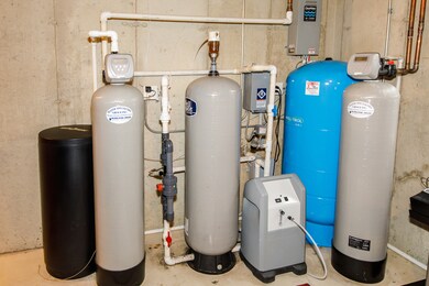 5410 Fox Sedge Ct, Oswego, IL 60543 - photo 2