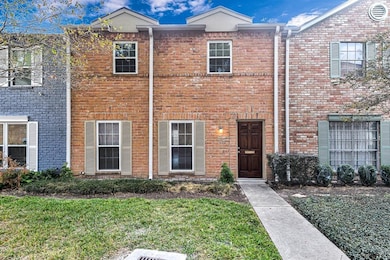 14345 Lost Meadow Ln, Houston, TX 77079 - photo 2