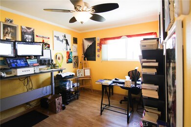 18425 Saticoy St unit 4, Reseda, CA 91335 - photo 7