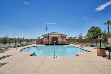Sonoran Ridge-Pool2