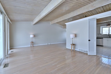 521 Michael Manor, Glenview, IL 60025 - photo 6