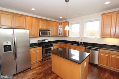 13882 Greendale Dr unit 43, Woodbridge, VA 22191 - photo 7