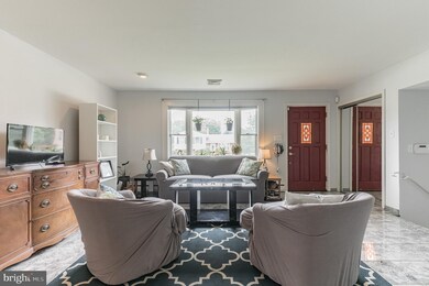 1422 Sandwood Rd, Conshohocken, PA 19428 - photo 4