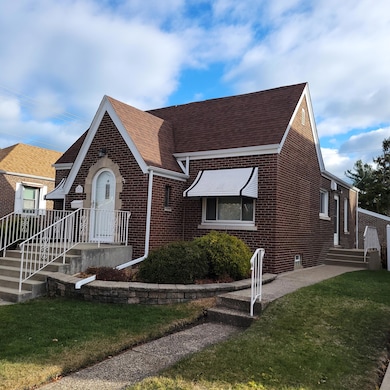 1607 Parkview Ave, Whiting, IN 46394 - photo 2