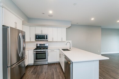 11 Minot St unit 302, Dorchester, MA 02122 - photo 4