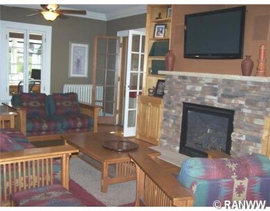 202 12th St SE, Menomonie, WI 54751 - photo 3