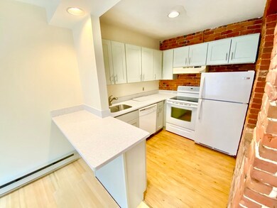 38A Charter St unit 7, Boston, MA 02113 - photo 3