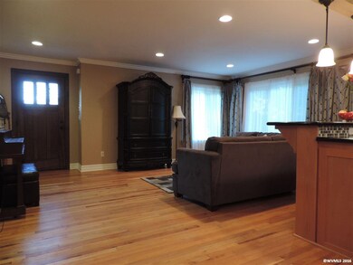 890 Ratcliff Dr SE, Salem, OR 97302 - photo 3