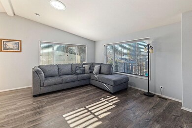 6-web-or-mls-759-hampton-way
