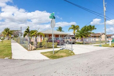 11491 SW 215th St, Miami, FL 33189 - photo 3