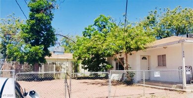 419 S 11th St unit 3, Las Vegas, NV 89101 - photo 2