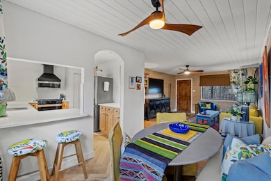 1608 Caminito Monica, Santa Fe, NM 87501 - photo 6