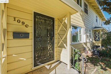 109 Cypress St unit C, Alameda, CA 94501 - photo 2