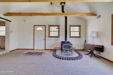 126 Meadow Ridge Acres Rd, Milford, PA 18337 - photo 5