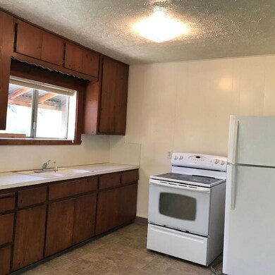 3502 E Evans Creek Rd, Rogue River, OR 97537 - photo 7