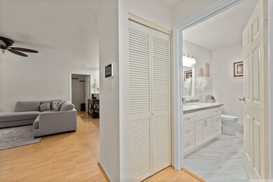 95-270 Waikalani Dr unit F201, Mililani, HI 96789 - photo 2