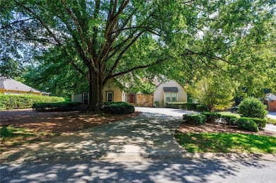 410 Red Jacket Way, Alpharetta, GA 30005 - photo 4