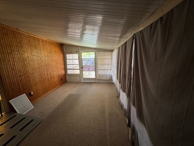 60 Phyllis Dr, Melbourne, FL 32934 - photo 5