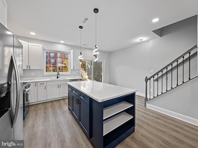 13133 Park Crescent Cir, Herndon, VA 20171 - photo 5