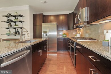 3002 Rittenhouse Cir unit 25, Fairfax, VA 22031 - photo 6