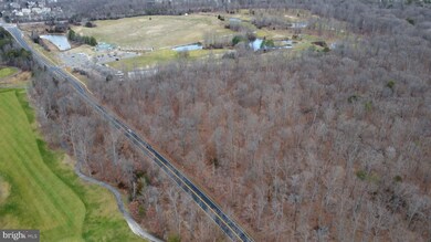 5837 Clifton Rd, Clifton, VA 20124 - photo 4