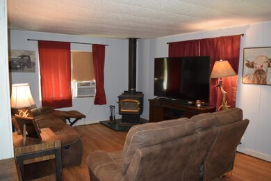 6140 Hugo Rd, Grants Pass, OR 97526 - photo 2