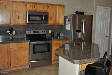 DSC_0028Kitchen1