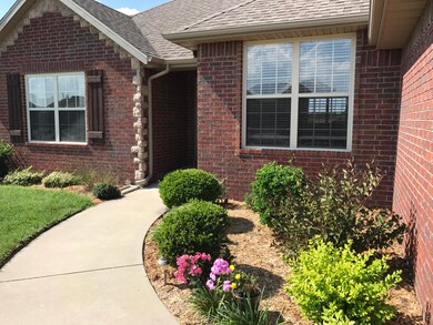 1665 E New Madrid, Republic, MO 65738 - photo 3