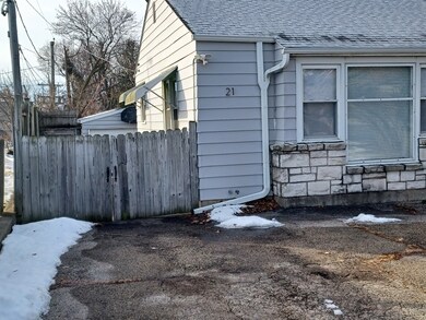 21 W Hawley St, Mundelein, IL 60060 - photo 2