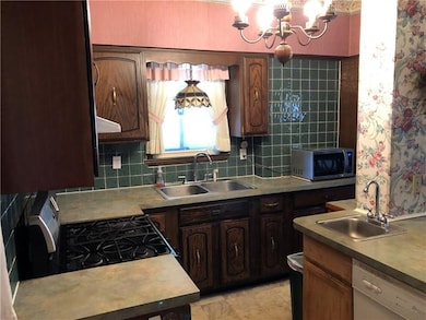 117 6th St, Midland, PA 15059 - photo 2